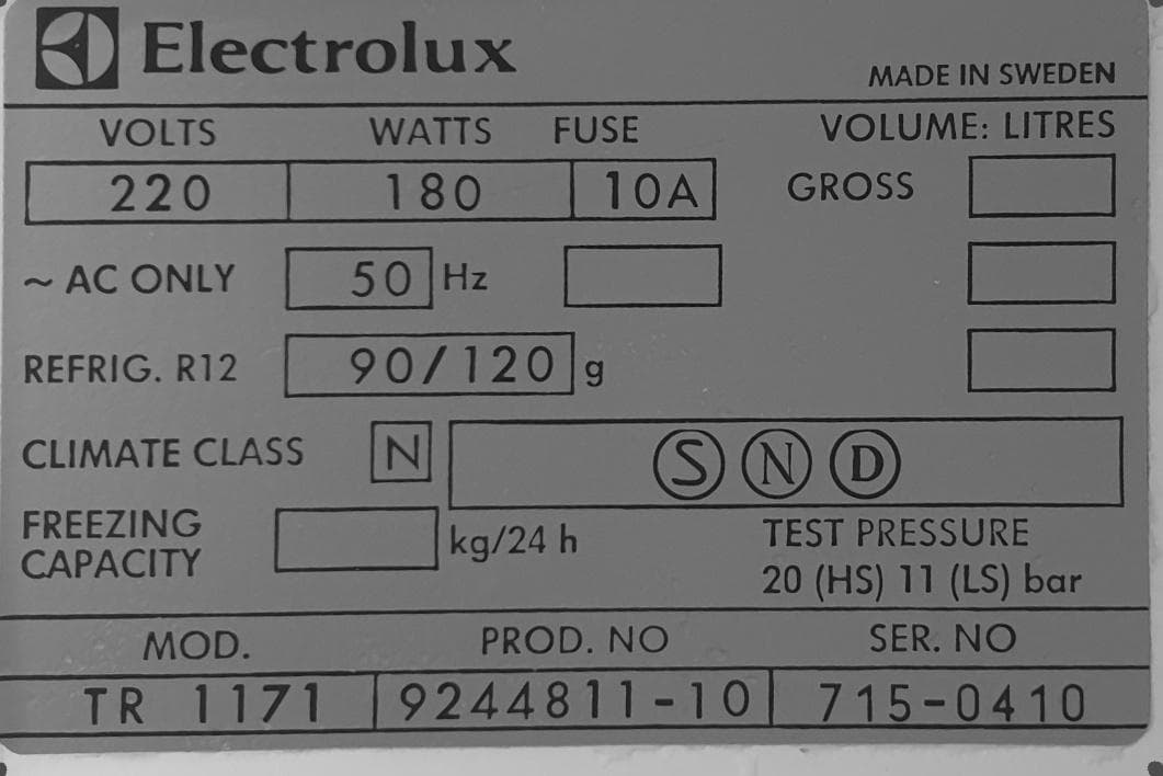 Benchmark sample: Appliance Identification Label (Structured JSON)