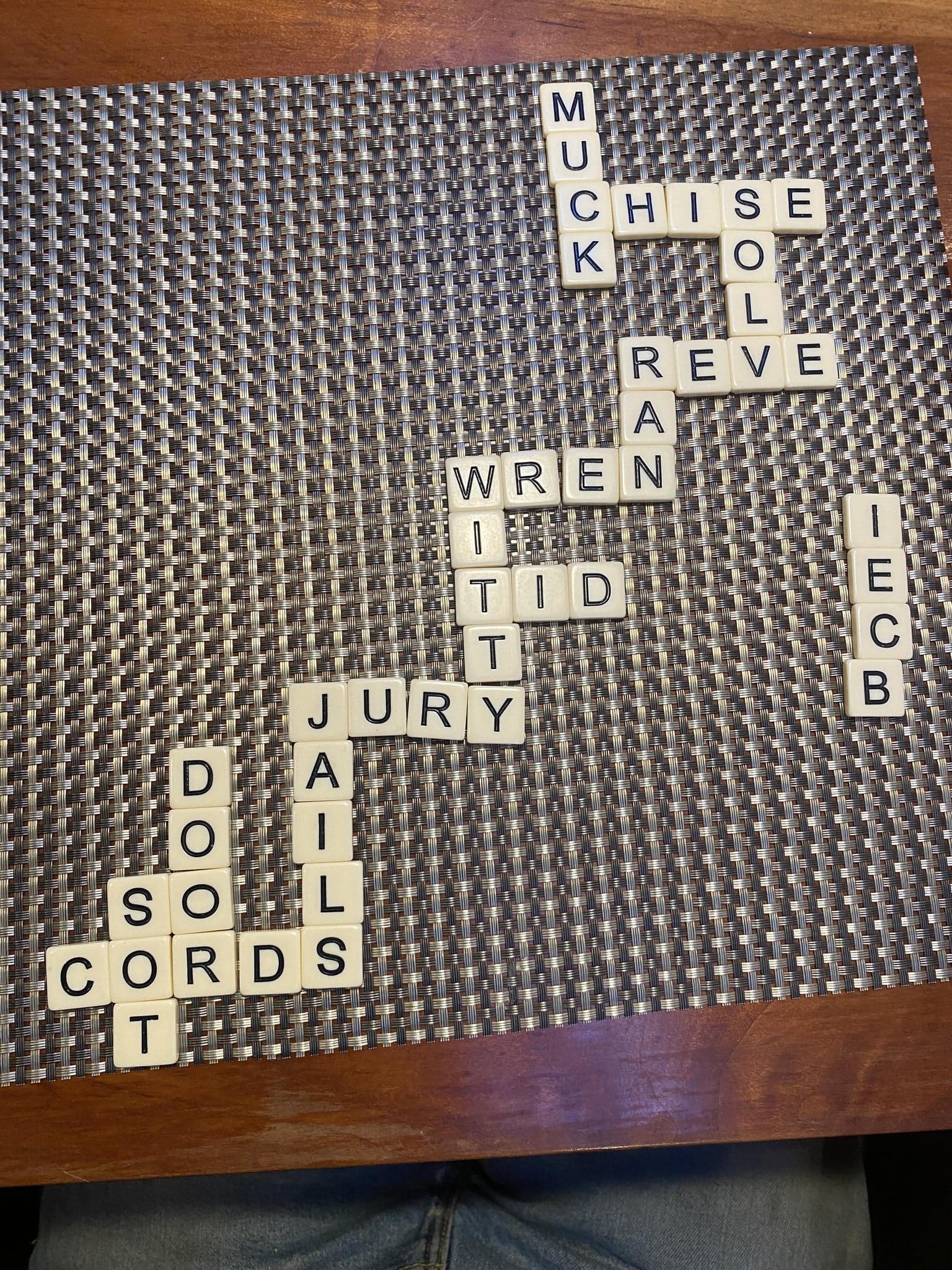 Benchmark sample: Words On A Tile Board (Transcription)